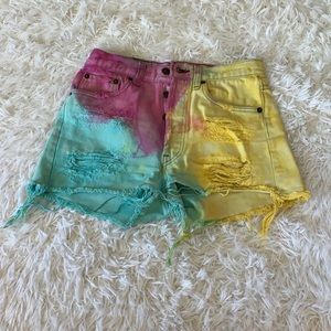 Levi’s Tie-Dye Distressed Shorts *RARE